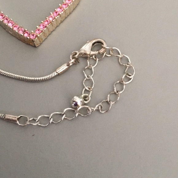 Silver-tone with pink heart necklace - Picture 3 of 3
